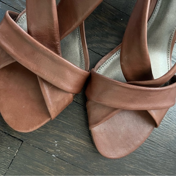 Antonio Melani Brown Leather Heeled Sandal- 9.5 - Picture 7 of 7